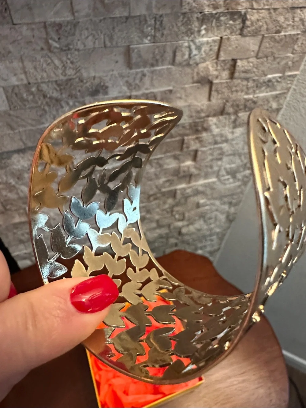Fashion Jewelry Gold Cutout Floral Open Cuff Bracelet